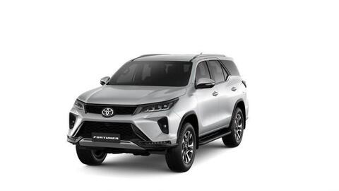 Bridgestone Dueler “Made in Vietnam” được lựa chọn làm lốp theo xe Toyota Fortuner