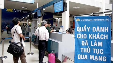 Hãng bay khuyến cáo nên làm thủ tục trực tuyến dịp cận Tết