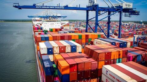Nhập siêu 1,64 tỉ trong 2 tuần đầu năm 2022 chưa đáng lo ngại