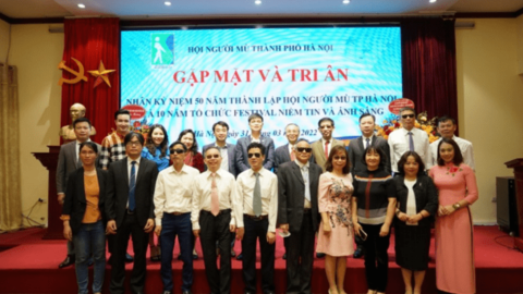 Hội Người mù TP Hà Nội gặp mặt, tri ân nhân kỷ niệm 50 năm thành lập