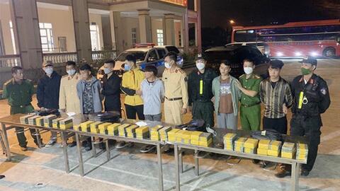 4 đối tượng bị bắt cùng 115 bánh heroin tại Điện Biên: Thế gọng kìm không cho nhóm nghi phạm trốn thoát
