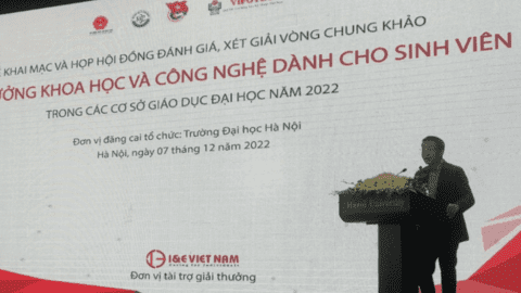 Sinh viên của 37 trường hội tụ tại Hà Nội để bảo vệ đề tài nghiên cứu khoa học