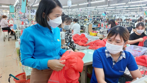 Các cấp công đoàn Thủ đô tích cực triển khai kế hoạch chăm lo Tết cho người lao động