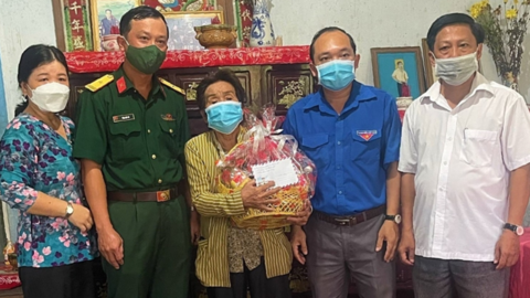 Sáng đẹp mô hình "Đồng hành và sẻ chia"