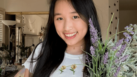 Jenny Huỳnh và hội bạn “tinh hoa”: Toàn là Gen Z nổi tiếng, học giỏi, có tài chính tốt
