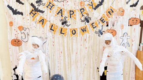 Lễ hội hóa trang Halloween: Hòa nhập nhưng không hòa tan