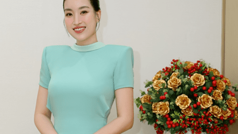 Đỗ Mỹ Linh training ứng xử cho thí sinh SHB Icon
