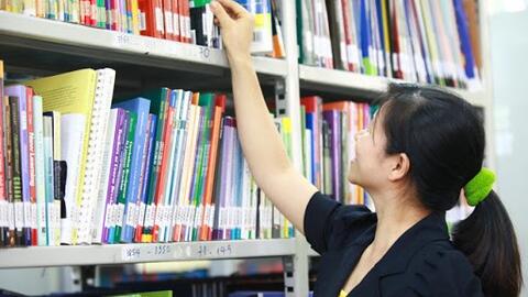 Góc nhìn nghị trường: Quan tâm tới đời sống của nhân viên trường học