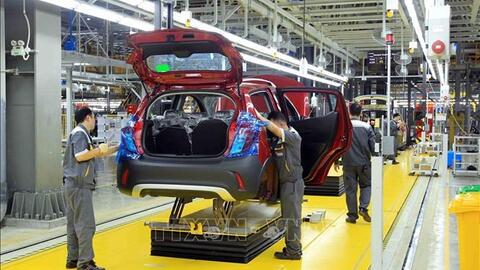 Người Việt mua gần 370.000 xe mới trong năm 2023