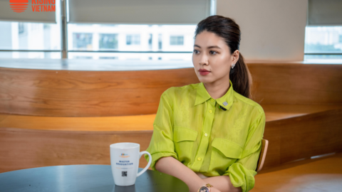 Biên tập viên Ngọc Trinh: "Học quản lý tài chính cứ nhìn bác bán xôi đầu ngõ đã bán 50 năm, xây 3 cái nhà, 3 đứa con đi du học Mỹ"