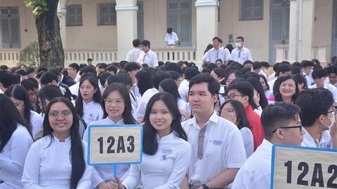 Học sinh cả nước vui đón năm học mới 2024-2025