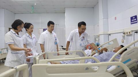 Tạo thuận lợi để người dân được chữa bệnh theo bảo hiểm y tế