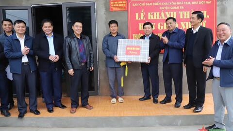 Hà Giang: Khánh thành ngôi nhà đầu tiên trong chương trình xóa nhà tạm, nhà dột nát