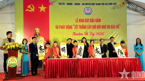 Sơn Tây: Phát động Tết trồng cây và khai bút đầu xuân Ất Tỵ 2025