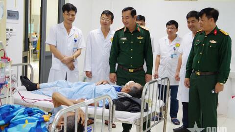 “Sáng y đức, vững y thuật” ở Bệnh viện Quân y 5