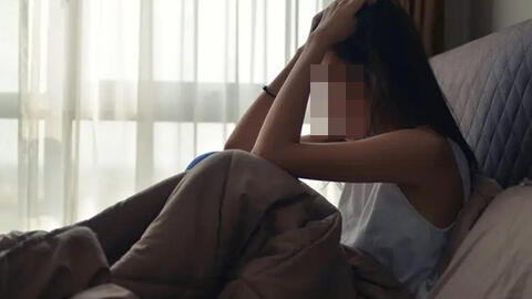 <a href="/ngam" title="Ngẫm" rel="dofollow">Ngẫm</a>