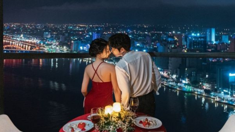 <a href="/ngam" title="Ngẫm" rel="dofollow">Ngẫm</a>