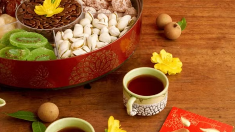 <a href="/ngam" title="Ngẫm" rel="dofollow">Ngẫm</a>