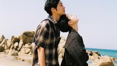 <a href="/ngam" title="Ngẫm" rel="dofollow">Ngẫm</a>