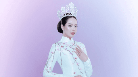 Cận cảnh tà áo dài đặc biệt, nặng tới 10kg của Thanh Thủy tại Miss International