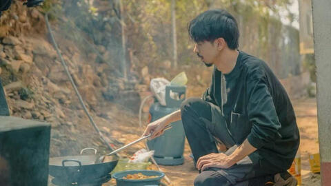 Podcast 08/12: Đen lên tiếng khi dự án “Nuôi em” bị tố không minh bạch