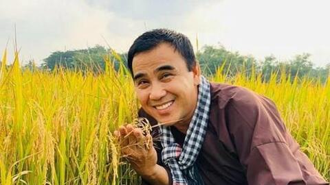 Quyền Linh livestream bác bỏ tin giả 'bị bắt'