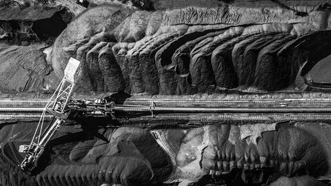 Nghịch lý năng lượng châu Á