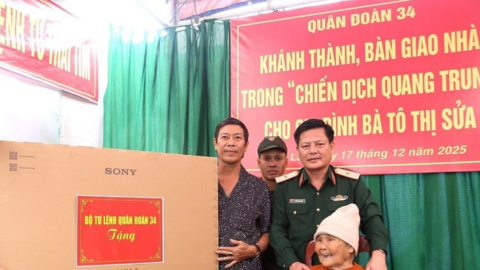 Hỗ trợ tivi, tủ lạnh cho hộ dân khó khăn sau thiên tai