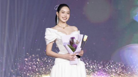 Thanh Thủy diện trang sức hơn nửa tỷ đồng, xuất sắc trở thành 'mỹ nhân của năm'