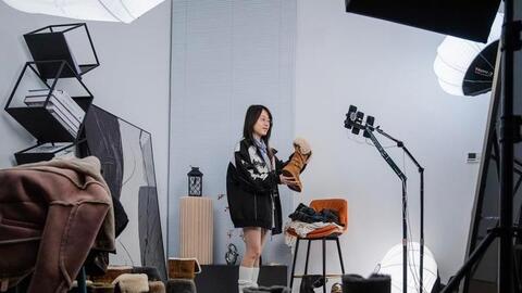 Trung Quốc tiếp tục dẫn đầu thị trường bán lẻ trực tuyến