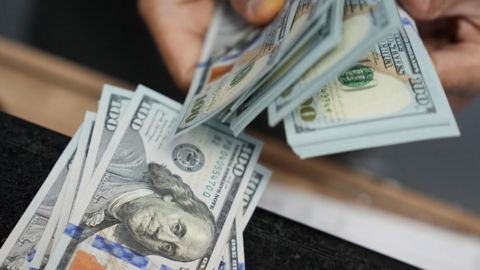 Tỷ giá USD hôm nay (21-1): Đồng USD giảm mạnh