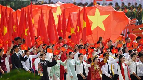 Đối thoại với niềm tin, tương lai, hy vọng