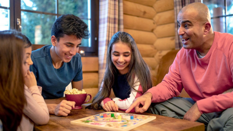 "Giải độc" công nghệ: Vai trò của gia đình