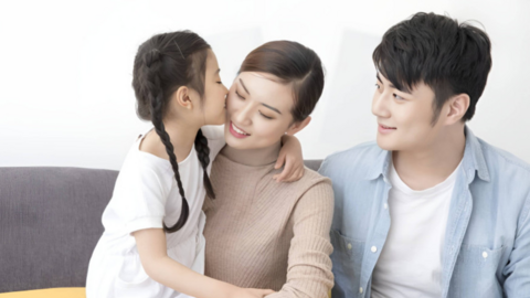 7 giai đoạn then chốt bố mẹ cần biết khi nuôi dạy bé gái