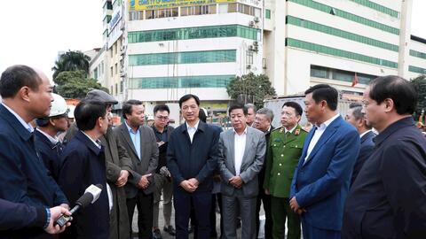 Dấn thân vào việc mới, việc khó