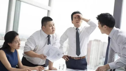 4 mẹo 'hạ nhiệt' mâu thuẫn công sở: Để nơi làm việc không phải là 'chiến trường'