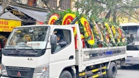 Giảm vòng hoa trong lễ tang để tránh lãng phí