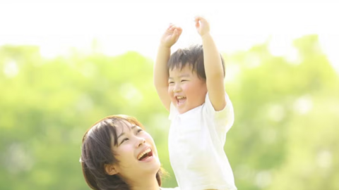 Giúp con là chủ năng lực hạnh phúc: Món quà vô giá cha mẹ tặng con qua 4 thói quen nhỏ