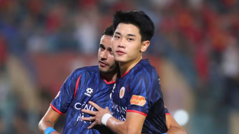 HLV Kim Sang-sik đón tin vui từ loạt học trò