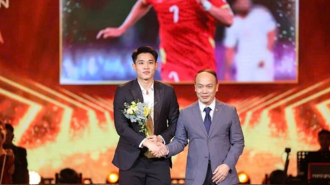 Đình Bắc đoạt giải ‘Gương mặt trẻ thể thao’ tại Giải thưởng Cống hiến 2026
