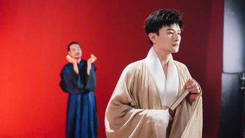 Dược Sĩ Tiến bất ngờ kết hợp cùng Xesi trong MV nhạc phim “Trùm Sò”