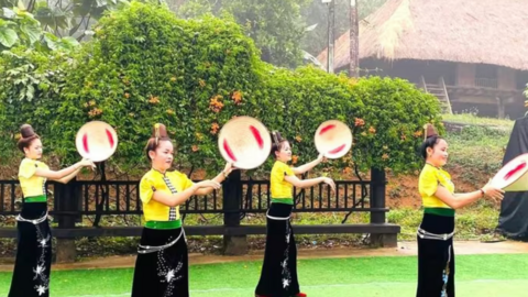 Rực rỡ sắc màu vùng cao giữa lòng Thủ đô dịp nghỉ lễ 30/4 và 1/5