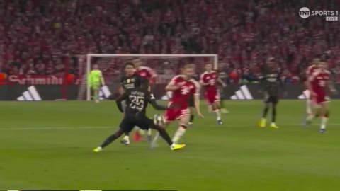 Trọng tài khiến Bayern Munich phẫn nộ rời Champions League
