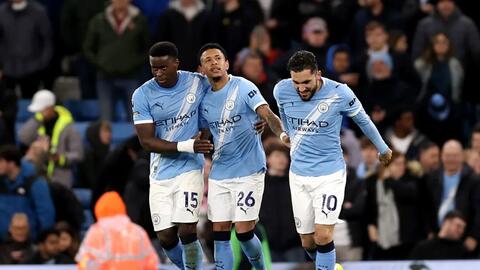 Tin thể thao (14-5): Man City đuổi sát Arsenal, PSG tiếp tục vô địch Ligue 1