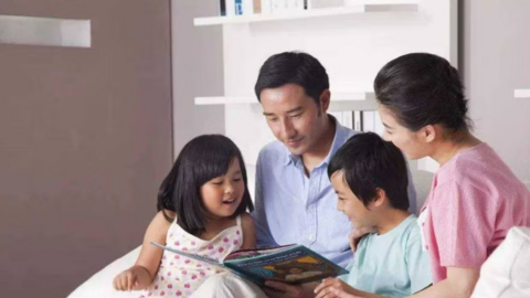 Sai lầm thường gặp trong giao tiếp với con