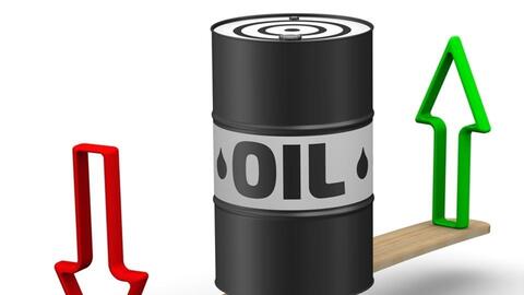 Giá xăng dầu hôm nay (15-5): Xăng RON95 về sát 24.000 đồng/lít