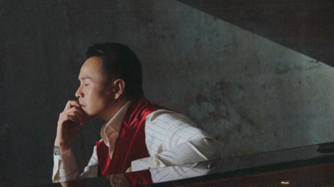 Binz kết hợp cùng Phan Mạnh Quỳnh và Obito trong album đầu tay "Gặp lại"