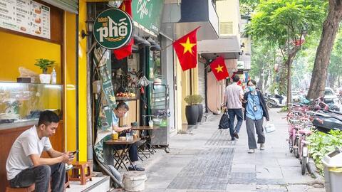Quản lý vỉa hè Hà Nội: Cần tiếp cận bằng tư duy quản trị hiện đại