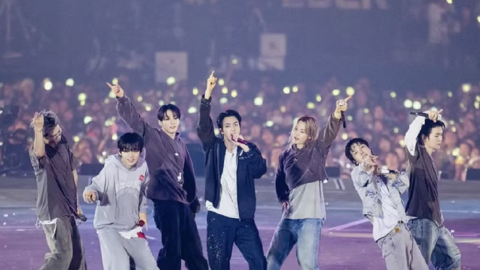 Podcast 02/06: Khán giả Việt có thể xem trực tiếp concert BTS ở Busan ngay tại rạp