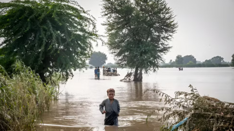 UNICEF cảnh báo hơn 1 tỷ trẻ em phải đối mặt cùng lúc nhiều rủi ro khí hậu